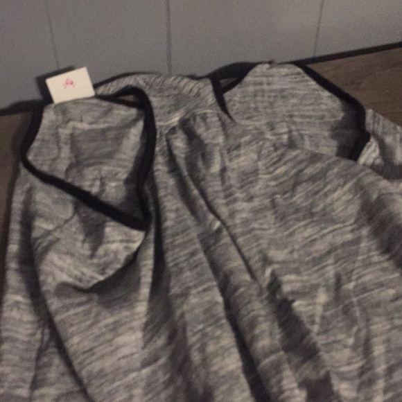 NWT Girls justice tank - Picture 4 of 4